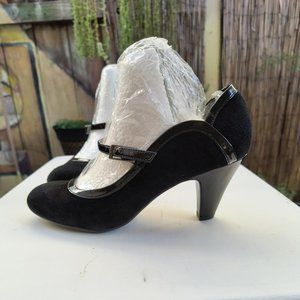 Naturalizer dressy Pumps N5 comfort,  Black color, 6.5 size, Suede material